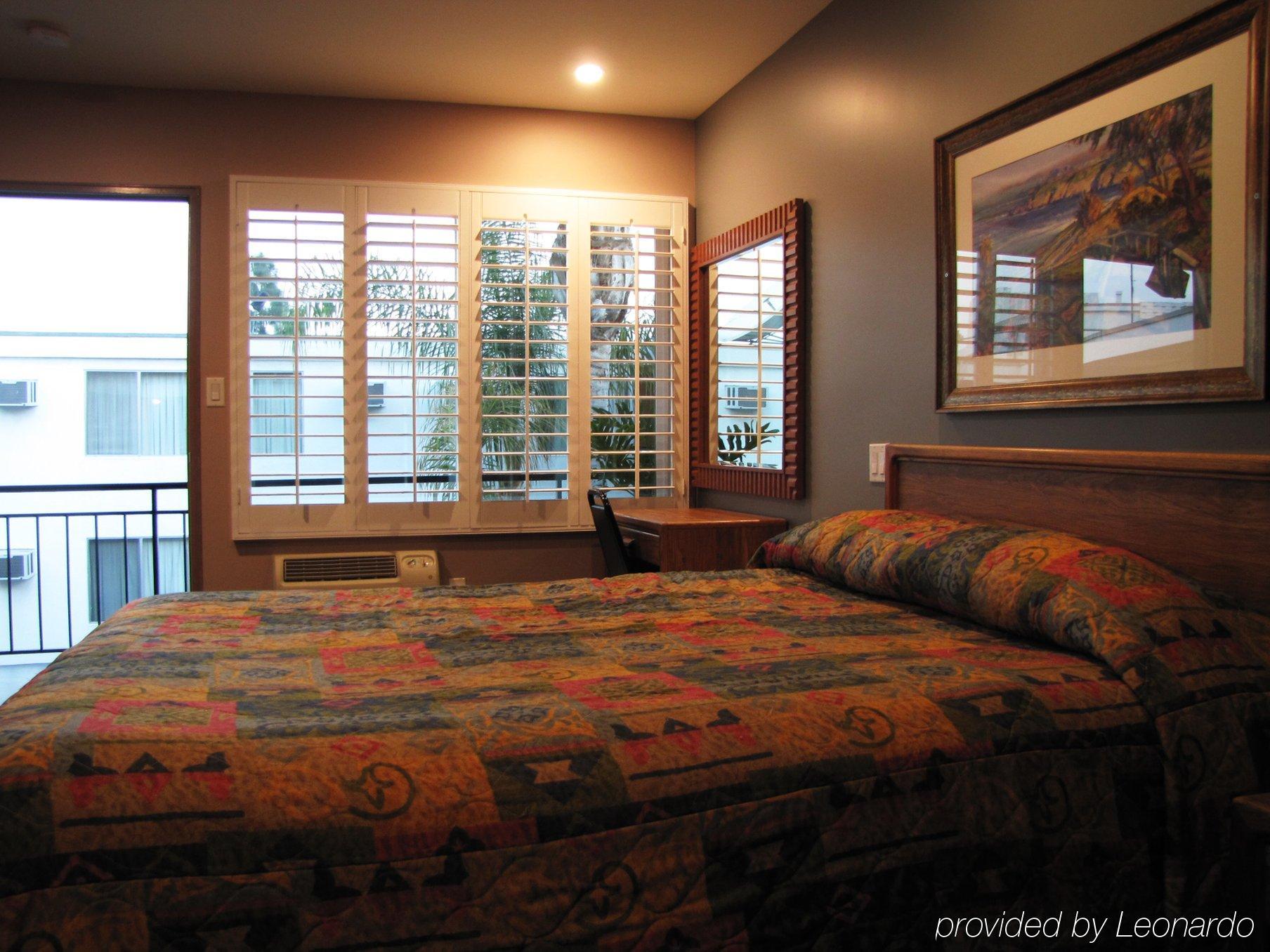Dunes - Wilshire (adults Only) Hotel
