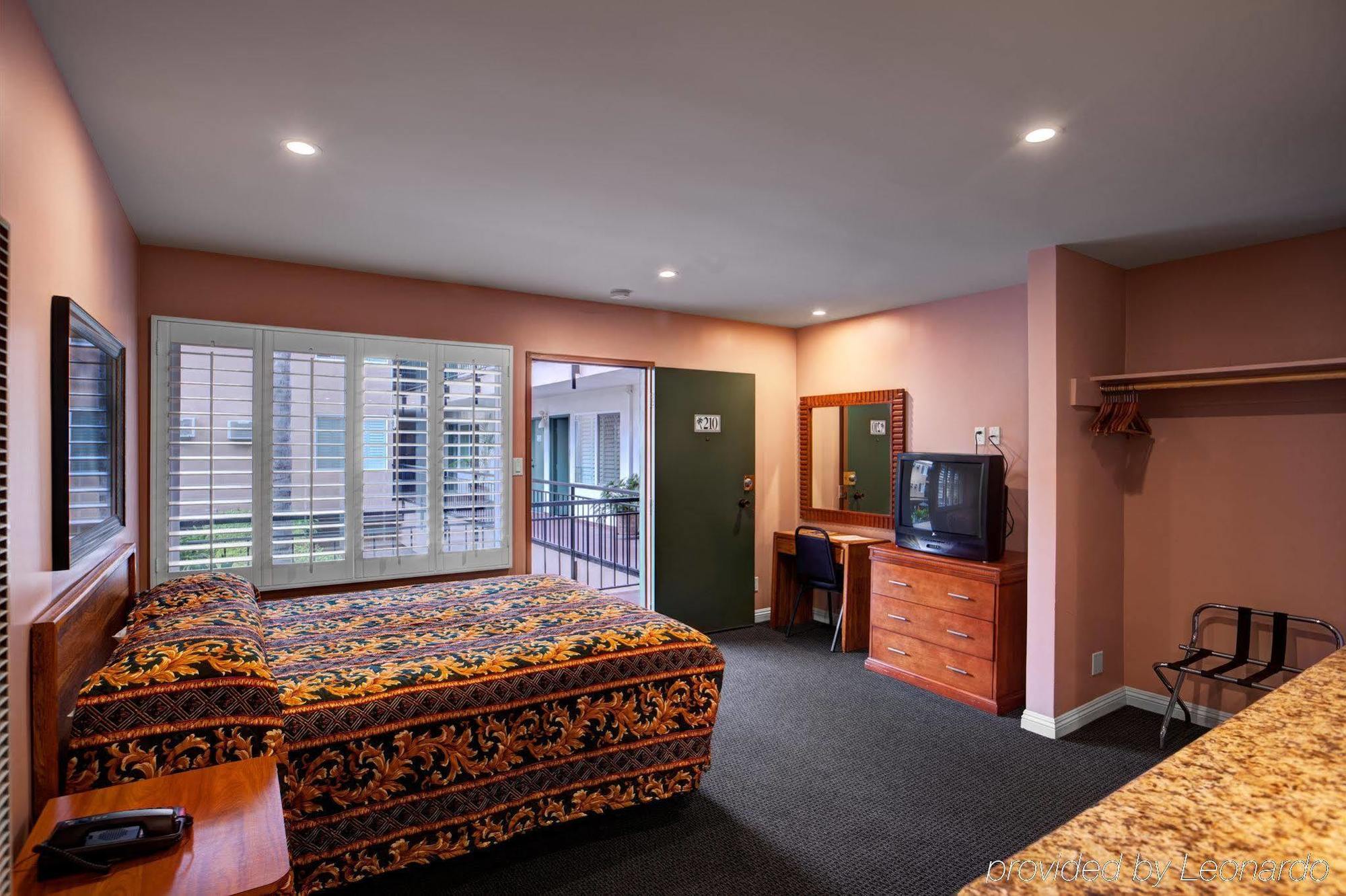 Dunes - Wilshire (adults Only)